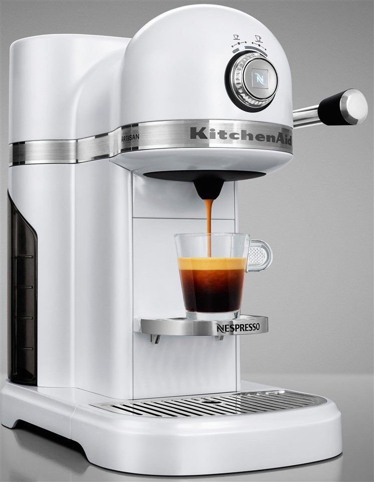 Капсульная кофемашина KitchenAid Artisan Nespresso 5KES0503EFP (Frost Pearl) купить в интернет-магазине icover