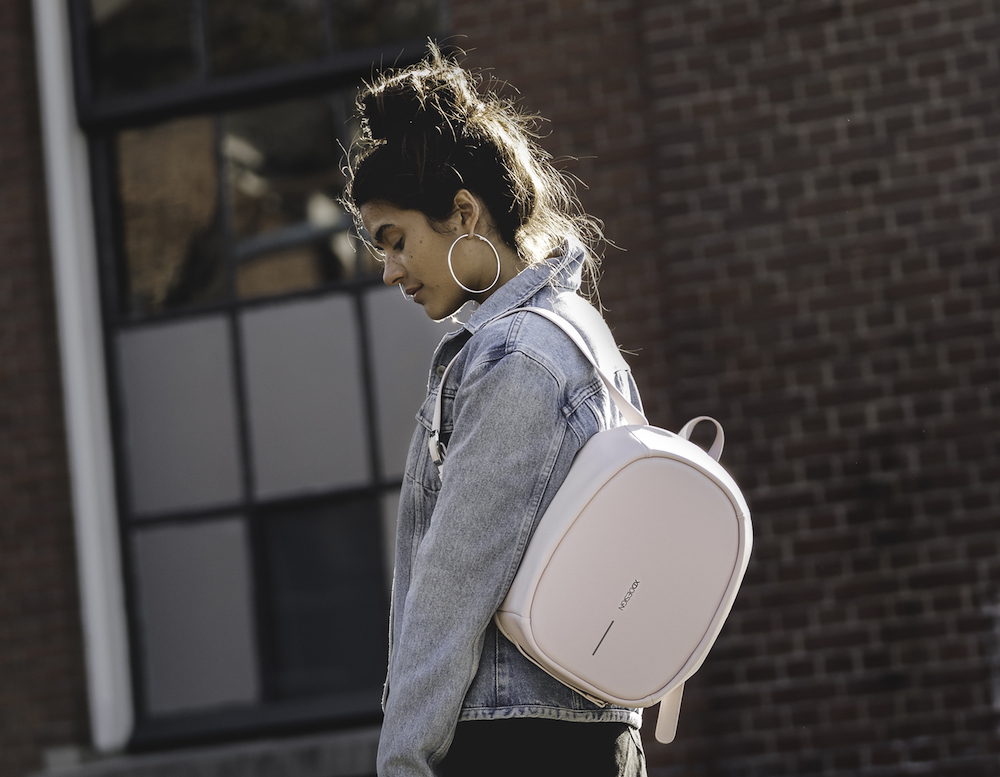 Bobby elle sales