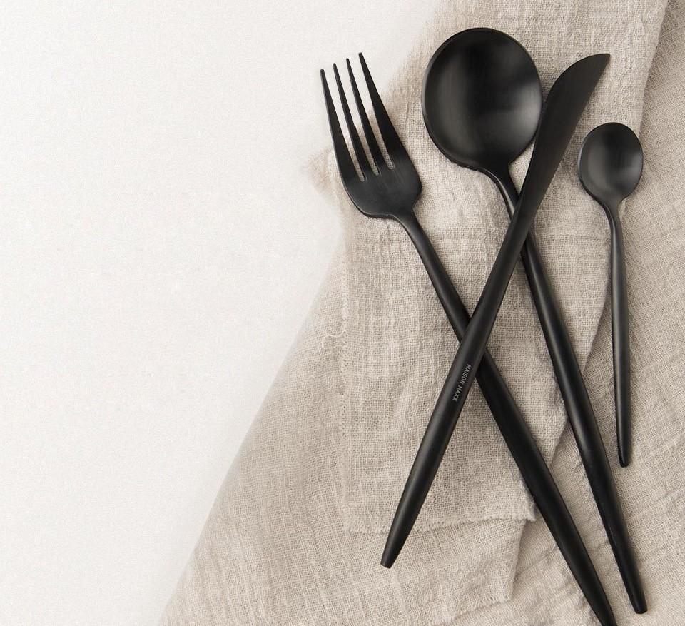 Набор столовых приборов Xiaomi Maison Maxx Stainless Steel Modern Flatware Set (Black) купить в интернет-магазине icover