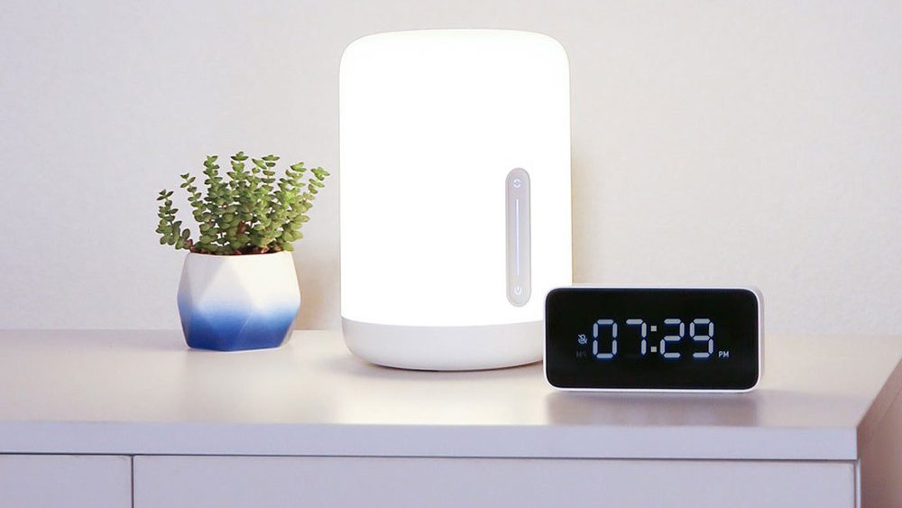 Умная лампа Xiaomi Mijia Bedside Lamp 2 с Apple Homekit (MJCTD02YL) купить в интернет-магазине icover