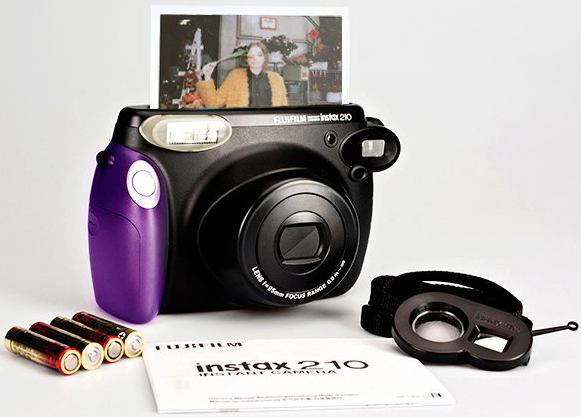 Купить fujifilm instax 210 - фотоаппарат мгновенной печати (halloween) в Москве. В нашем каталоге интернет-магазина icover.ru вы можете ознакомиться с ценами, подробным описанием, фотографиями и техническими характеристиками. Низкие цены. Высокое качество. Доставка по России. Заказать товары по телефону +7(495)229-39-50 Fujifilm Instax 210 - фотоаппарат мгновенной печати (Halloween) купить в интернет-магазине icover