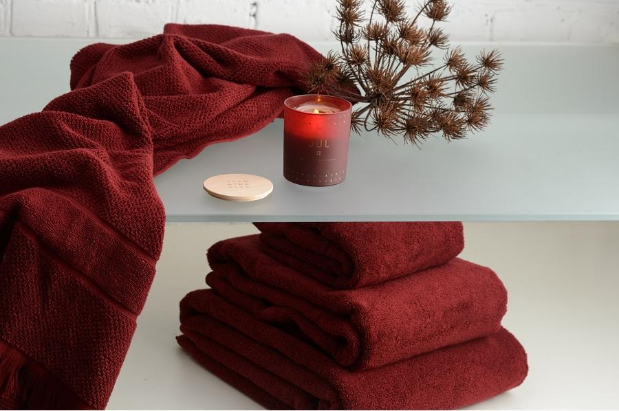 Полотенце банное бордового цвета Tkano Essential, 90х150 см купить в интернет-магазине icover