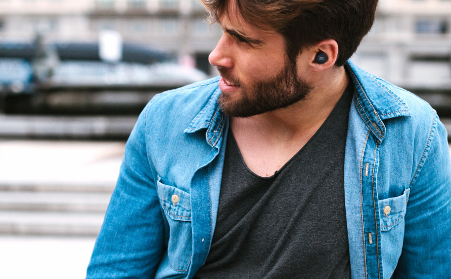Беспроводные наушники JBL Live Free NC+ TWS (Blue) купить в интернет-магазине icover