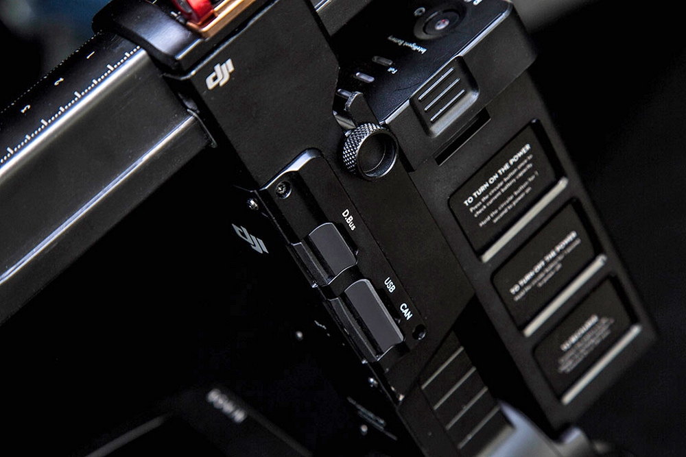 DJI Ronin-M - трехосевой подвес со стабилизацией для камер купить в интернет-магазине icover