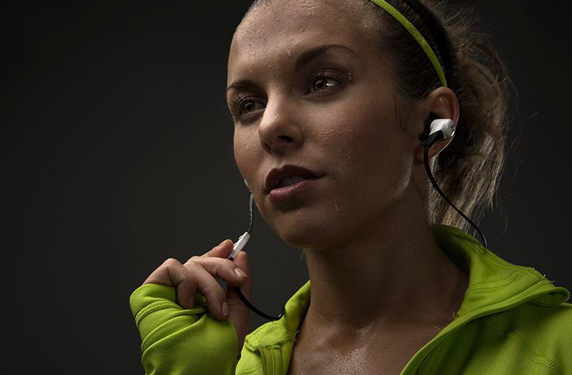 Купить jaybird bluebuds x - bluetooth гарнитура (storm white) в Москве. В нашем каталоге интернет-магазина icover.ru вы можете ознакомиться с ценами, подробным описанием, фотографиями и техническими характеристиками. Низкие цены. Высокое качество. Доставка по России. Заказать товары по телефону +7(495)229-39-50 JayBird BlueBuds X - Bluetooth гарнитура (Storm White) купить в интернет-магазине icover