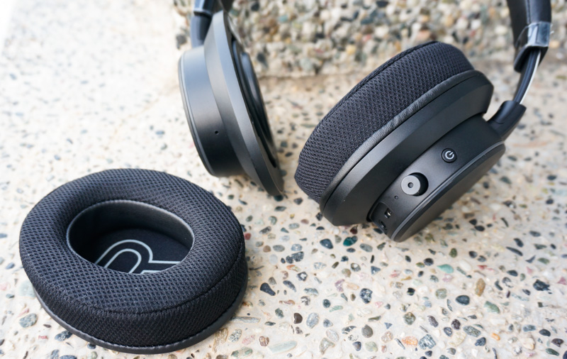 Беспроводные наушники Creative SXFI AIR (Black) купить в интернет-магазине icover