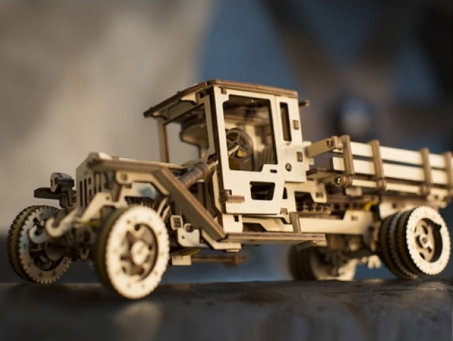 UGears Грузовик UGM-11 (70018) - 3D-пазл (Beige/Brown) купить в интернет-магазине icover