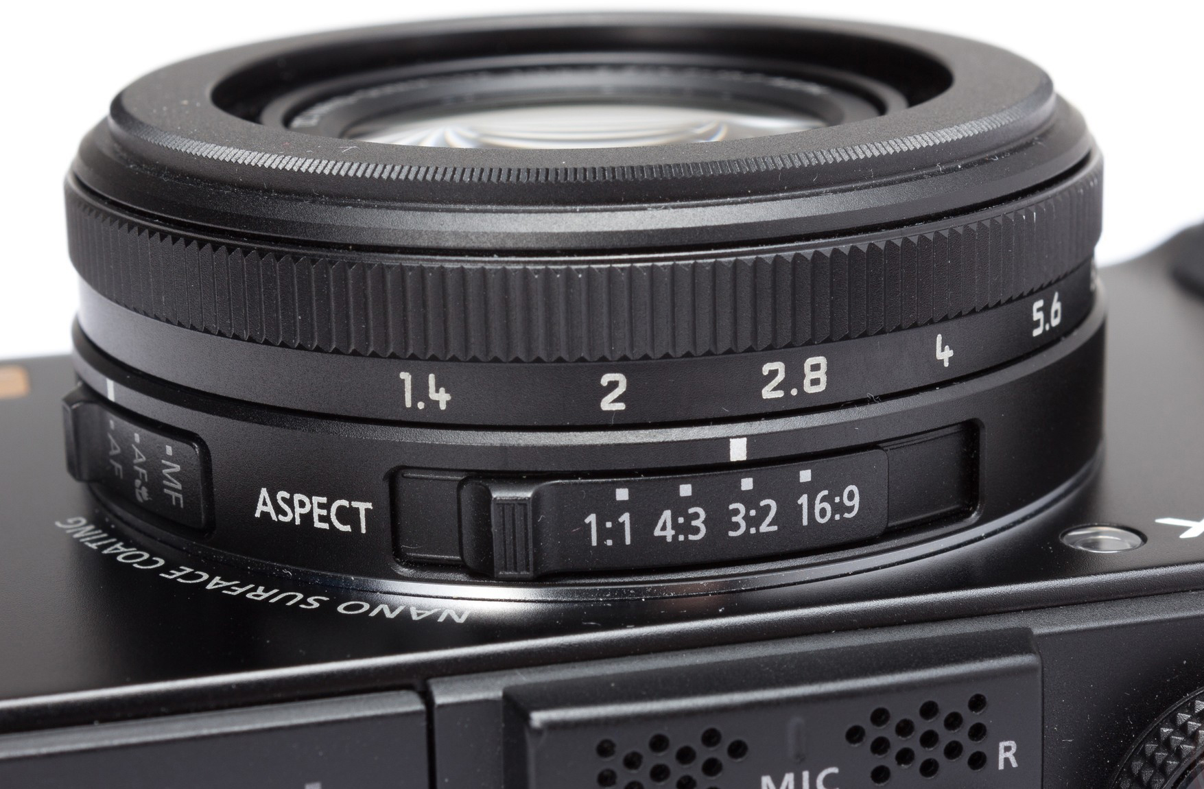 Купить panasonic lumix dmc-lx7 (dmc-lx7ee-k) - цифровая беззеркальная камера (black) в Москве. В нашем каталоге интернет-магазина icover.ru вы можете ознакомиться с ценами, подробным описанием, фотографиями и техническими характеристиками. Низкие цены. Высокое качество. Доставка по России. Заказать товары по телефону +7(495)229-39-50 Panasonic Lumix DMC-LX7 (DMC-LX7EE-K) - цифровая беззеркальная камера (Black) купить в интернет-магазине icover
