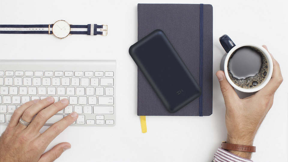 Внешний аккумулятор Xiaomi ZMI QB815 15000 mAh (Black) купить в интернет-магазине icover