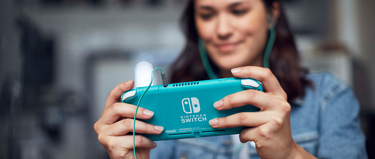 Игровая консоль Nintendo Switch Lite 45496453121 (Зэйшиан и Земазента) купить в интернет-магазине icover