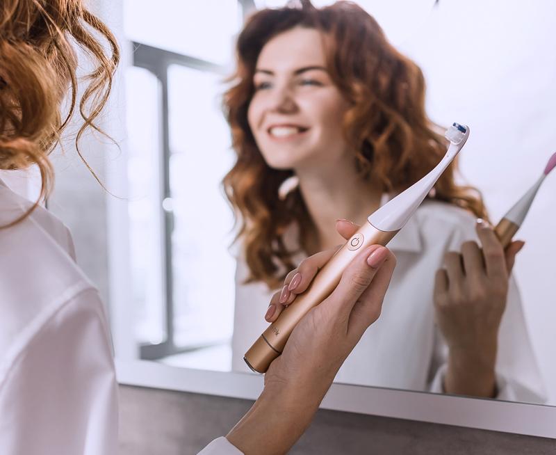 Электрическая зубная щетка Jetpik JP300 (Rose Gold) купить в интернет-магазине icover