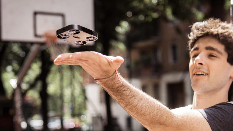 Квадрокоптер Airselfie 2 Power Edition (Silver) купить в интернет-магазине icover