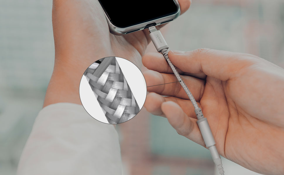 Адаптер Moshi Integra Lightning to 3.5mm Jack 99MO023131 (Silver) купить в интернет-магазине icover
