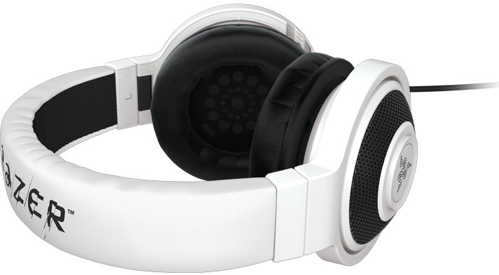 Купить razer kraken pro - игровая гарнитура (white) в Москве. В нашем каталоге интернет-магазина icover.ru вы можете ознакомиться с ценами, подробным описанием, фотографиями и техническими характеристиками. Низкие цены. Высокое качество. Доставка по России. Заказать товары по телефону +7(495)229-39-50 Razer Kraken Pro - игровая гарнитура (White) купить в интернет-магазине icover