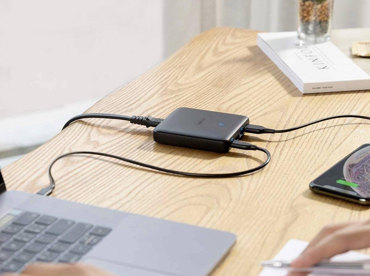 Сетевое зарядное устройство Anker PowerPort Atom III Slim A2045G11 (Black) купить в интернет-магазине icover