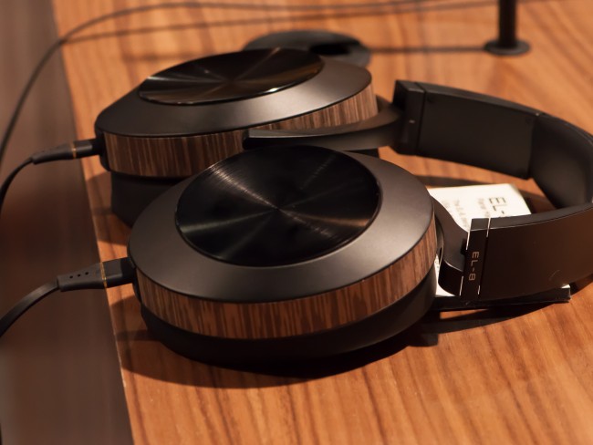 Audeze EL-8 Closed Back & Apple Cable - магнито-планарные наушники (Black) купить в интернет-магазине icover