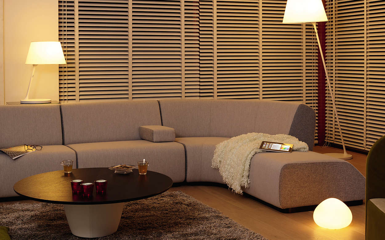 Комплект светодиодных ламп Philips Hue White Ambiance E27 + Dimmer Switch (8718696678404) купить в интернет-магазине icover