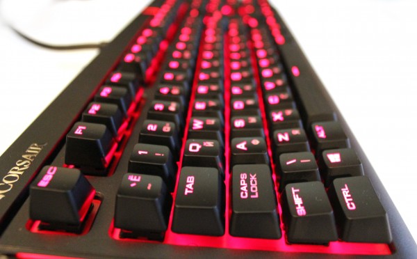 Игровая клавиатура Corsair Strafe CH-9000088-RU (Black) купить в интернет-магазине icover