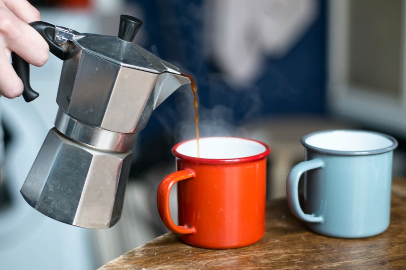 Гейзерная кофеварка Bialetti Moka Express (1164) купить в интернет-магазине icover