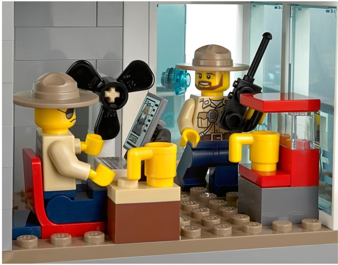 lego City Swamp Police Station 60069 LEGO iCover