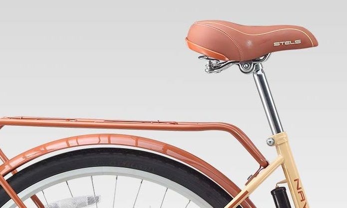 Stels Navigator 340 Lady 28'' 2016 (929480) - женский велосипед с корзиной (Beige/Light Brown) купить в интернет-магазине icover