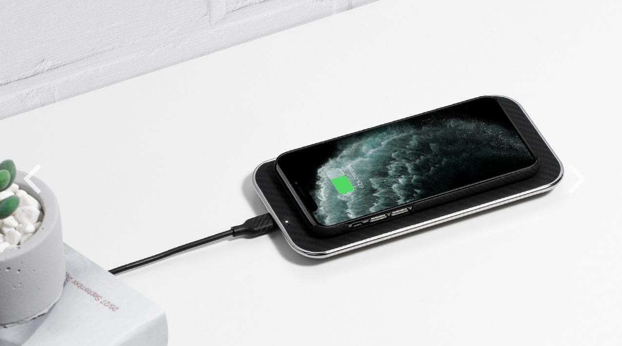 Беспроводное зарядное устройство Pitaka Air Essential (Black) купить в интернет-магазине icover
