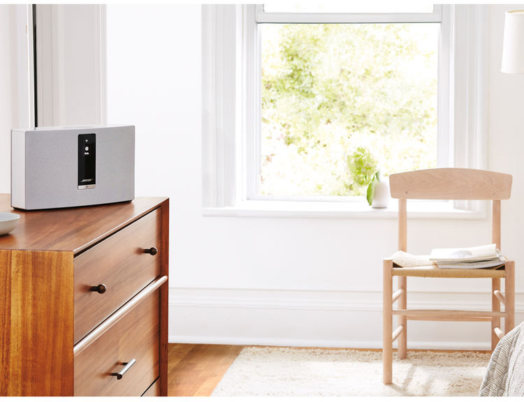 Портативная акустика Bose SoundTouch 20 Series III 738063-2200 (White) купить в интернет-магазине icover