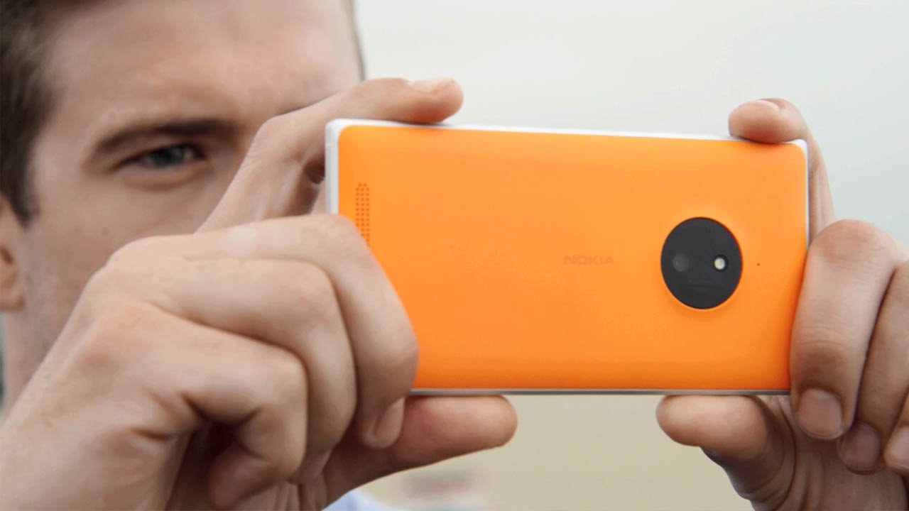 Купить смартфон nokia lumia 830 (orange) в Москве. В нашем каталоге интернет-магазина icover.ru вы можете ознакомиться с ценами, подробным описанием, фотографиями и техническими характеристиками. Низкие цены. Высокое качество. Доставка по России. Заказать товары по телефону +7(495)229-39-50 Смартфон Nokia Lumia 830 (Orange) купить в интернет-магазине icover