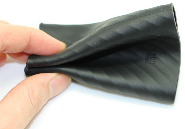 Xiaomi Protective Silicon Case for 10000mAh Power Bank - чехол для внешнего аккумулятора Xiaomi (Green) купить в интернет-магазине icover