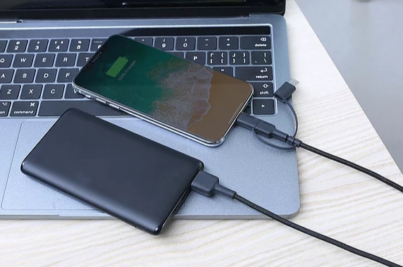 Кабель-переходник Aukey CB-BAL5 USB to Lightning/USB-C/MicroUSB 1.2m (Black) купить в интернет-магазине icover