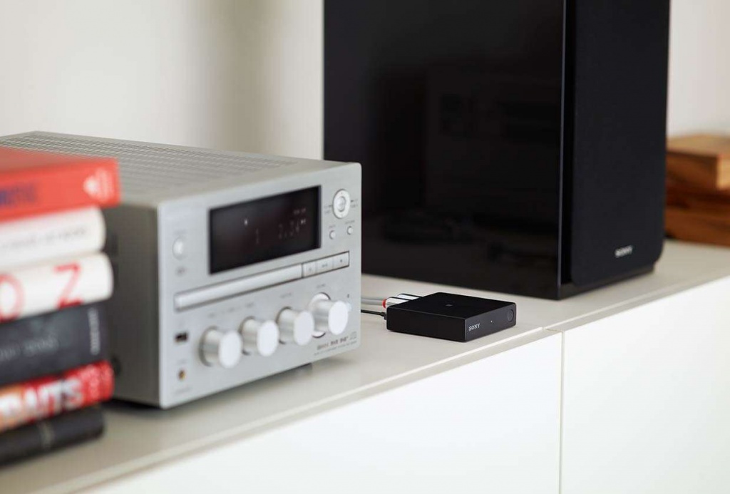 Купить sony bluetooth music receiver (bm10) - беспроводной bluetooth-адаптер в Москве. В нашем каталоге интернет-магазина icover.ru вы можете ознакомиться с ценами, подробным описанием, фотографиями и техническими характеристиками. Низкие цены. Высокое качество. Доставка по России. Заказать товары по телефону +7(495)229-39-50 Sony Bluetooth Music Receiver (BM10) - беспроводной Bluetooth-адаптер купить в интернет-магазине icover
