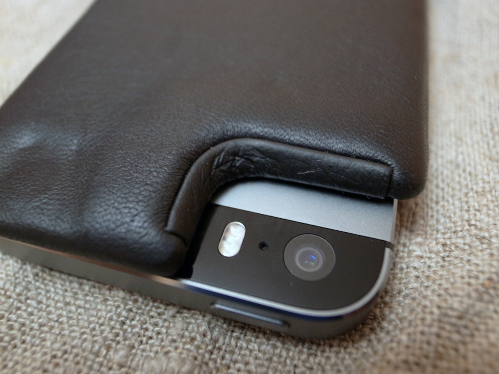 Чехол Premium-класса для iPhone 5/5S - Vaja Matelasse Case. Новости, статьи  и обзоры от iCover.ru