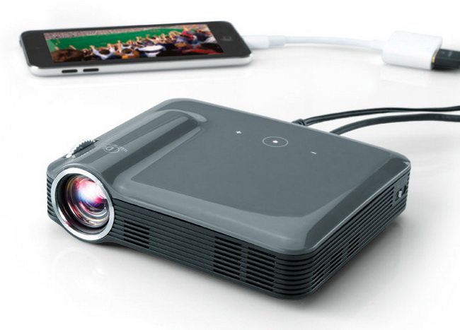 Купить brookstone hdmi pocket projector pro 200 lumens - портативный проектор для ios- и android-устройств в Москве. В нашем каталоге интернет-магазина icover.ru вы можете ознакомиться с ценами, подробным описанием, фотографиями и техническими характеристиками. Низкие цены. Высокое качество. Доставка по России. Заказать товары по телефону +7(495)229-39-50 Brookstone HDMI Pocket Projector PRO 200 lumens - портативный проектор для iOS- и Android-устройств купить в интернет-магазине icover