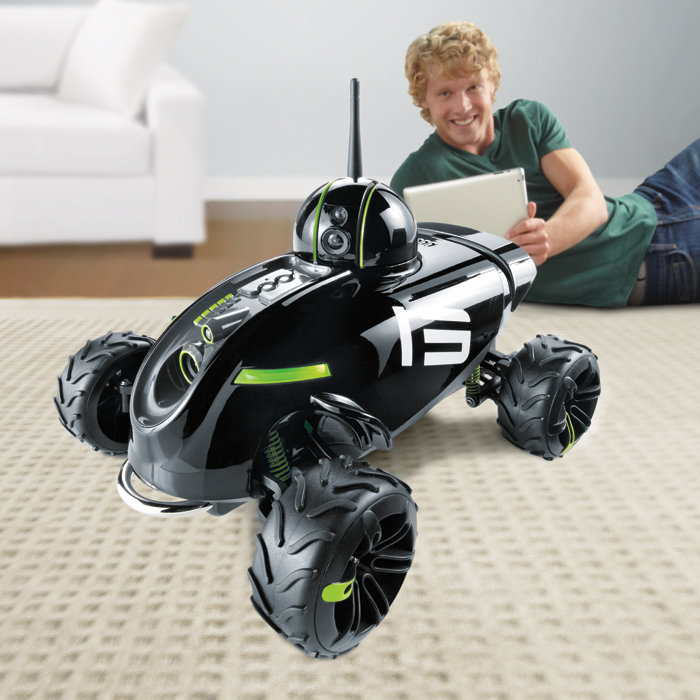 Купить brookstone rover revolution - игрушечный вездеход для ios- и android-устройств в Москве. В нашем каталоге интернет-магазина icover.ru вы можете ознакомиться с ценами, подробным описанием, фотографиями и техническими характеристиками. Низкие цены. Высокое качество. Доставка по России. Заказать товары по телефону +7(495)229-39-50 Brookstone Rover Revolution - игрушечный вездеход для iOS- и Android-устройств купить в интернет-магазине icover