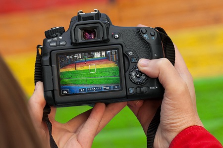 Купить фотоаппарат canon eos 760d body (black) в Москве. В нашем каталоге интернет-магазина icover.ru вы можете ознакомиться с ценами, подробным описанием, фотографиями и техническими характеристиками. Низкие цены. Высокое качество. Доставка по России. Заказать товары по телефону +7(495)229-39-50 Фотоаппарат Canon EOS 760D Body (Black) купить в интернет-магазине icover