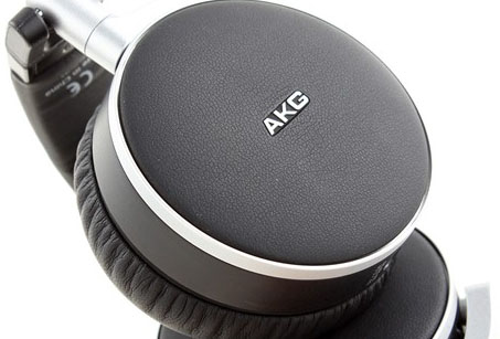Купить akg k 495 nc - мониторные наушники (black) в Москве. В нашем каталоге интернет-магазина icover.ru вы можете ознакомиться с ценами, подробным описанием, фотографиями и техническими характеристиками. Низкие цены. Высокое качество. Доставка по России. Заказать товары по телефону +7(495)229-39-50 AKG K 495 NC - мониторные наушники (Black) купить в интернет-магазине icover