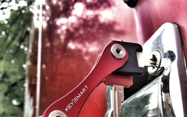 KeySmart 2.0 - органайзер для ключей (Red) купить в интернет-магазине icover