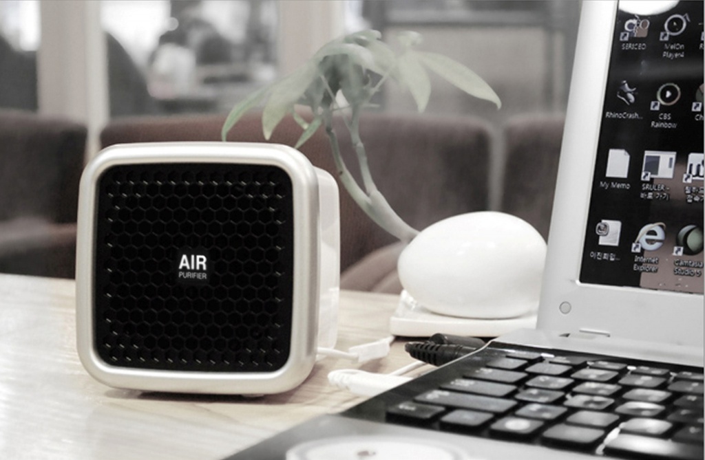 Satechi USB Portable Air Purifier and Fan - очиститель воздуха и вентилятор купить в интернет-магазине icover