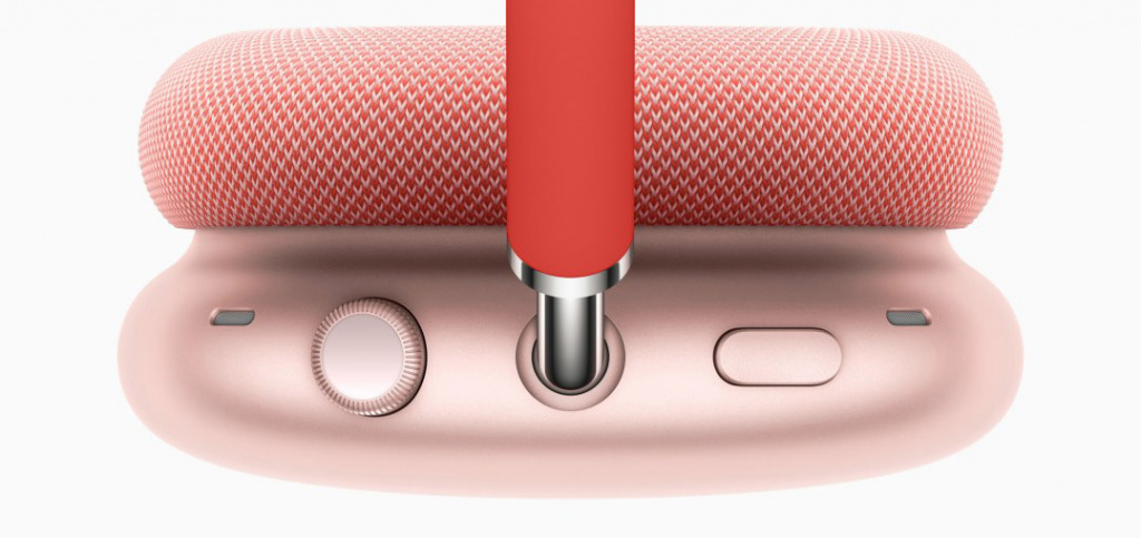 apple_airpods-max_top-red_12082020-scaled.jpg