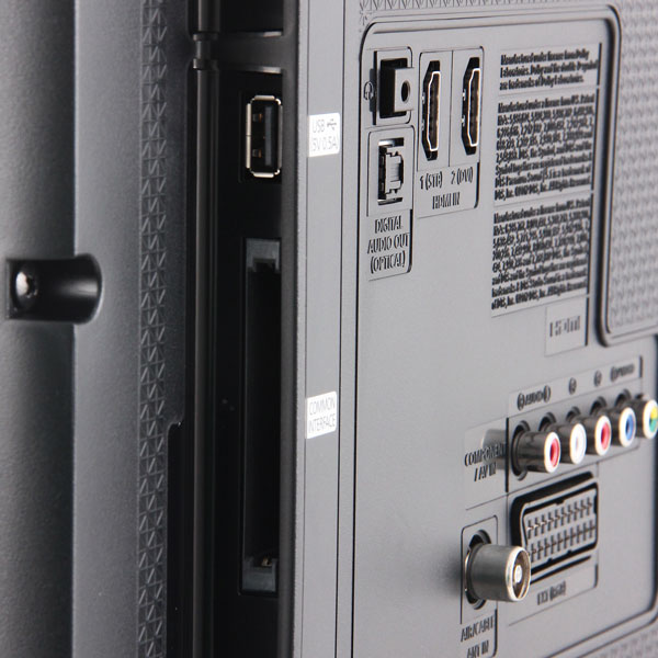 Купить samsung ue28j4100akxru - led-телевизор (black) в Москве. В нашем каталоге интернет-магазина icover.ru вы можете ознакомиться с ценами, подробным описанием, фотографиями и техническими характеристиками. Низкие цены. Высокое качество. Доставка по России. Заказать товары по телефону +7(495)229-39-50 Samsung UE28J4100AKXRU - LED-телевизор (Black) купить в интернет-магазине icover