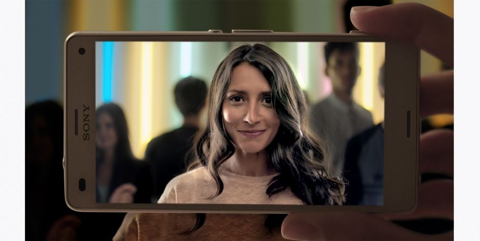 Купить смартфон sony xperia z3 compact (black) в Москве. В нашем каталоге интернет-магазина icover.ru вы можете ознакомиться с ценами, подробным описанием, фотографиями и техническими характеристиками. Низкие цены. Высокое качество. Доставка по России. Заказать товары по телефону +7(495)229-39-50 Смартфон Sony Xperia Z3 Compact (Black) купить в интернет-магазине icover