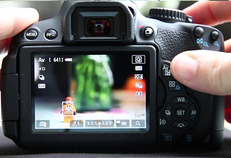 Купить фотоаппарат canon eos 750d kit (eos 750d kit black + canon ef-s 18-55mm f/3.5-5.6 stm black) в Москве. В нашем каталоге интернет-магазина icover.ru вы можете ознакомиться с ценами, подробным описанием, фотографиями и техническими характеристиками. Низкие цены. Высокое качество. Доставка по России. Заказать товары по телефону +7(495)229-39-50 Фотоаппарат Canon EOS 750D Kit (EOS 750D Kit Black + Canon EF-S 18-55mm f/3.5-5.6 STM Black) купить в интернет-магазине icover