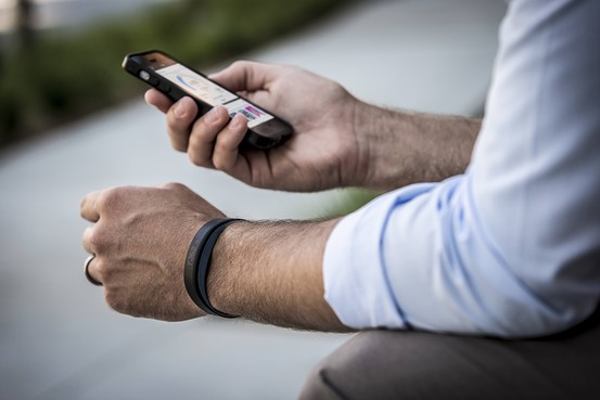 Купить garmin vivosmart sm - фитнес браслет (gray) в Москве. В нашем каталоге интернет-магазина icover.ru вы можете ознакомиться с ценами, подробным описанием, фотографиями и техническими характеристиками. Низкие цены. Высокое качество. Доставка по России. Заказать товары по телефону +7(495)229-39-50 Garmin Vivosmart SM - фитнес браслет (Gray) купить в интернет-магазине icover