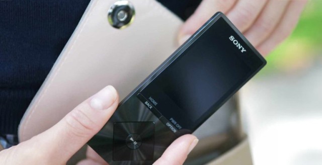 Купить sony nwz-a17 - цифровой портативный плеер (black) в Москве. В нашем каталоге интернет-магазина icover.ru вы можете ознакомиться с ценами, подробным описанием, фотографиями и техническими характеристиками. Низкие цены. Высокое качество. Доставка по России. Заказать товары по телефону +7(495)229-39-50 Sony NWZ-A17 - цифровой портативный плеер (Black) купить в интернет-магазине icover