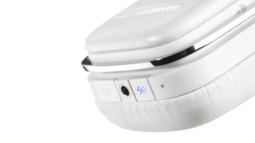 Купить harman/kardon soho bt - беспроводные наушники (white) в Москве. В нашем каталоге интернет-магазина icover.ru вы можете ознакомиться с ценами, подробным описанием, фотографиями и техническими характеристиками. Низкие цены. Высокое качество. Доставка по России. Заказать товары по телефону +7(495)229-39-50 Harman/Kardon Soho BT - беспроводные наушники (White) купить в интернет-магазине icover