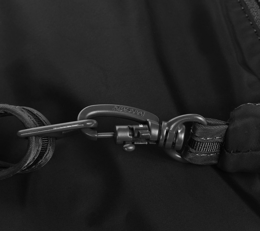 PacSafe Slingsafe 200 GII (PB128BK/45140100) - сумка для планшета (Black) купить в интернет-магазине icover