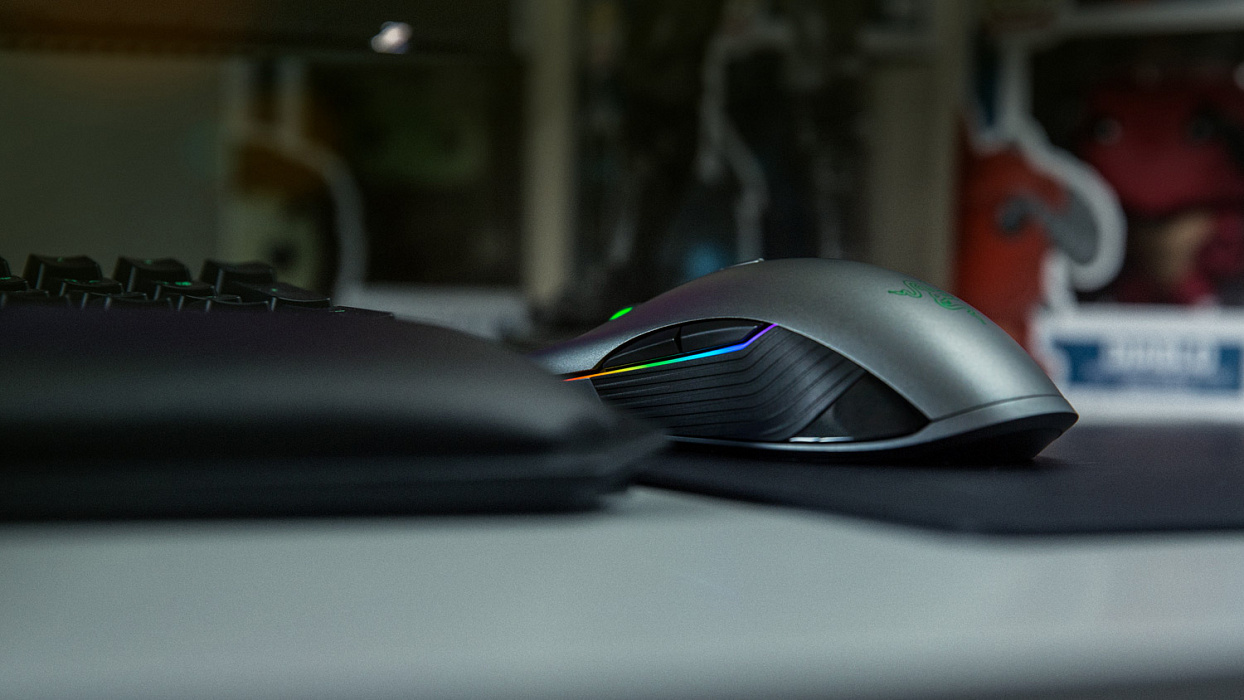 Игровая мышь Razer Lancehead Wireless RZ01-02570100-R3M1 (Black) купить в интернет-магазине icover