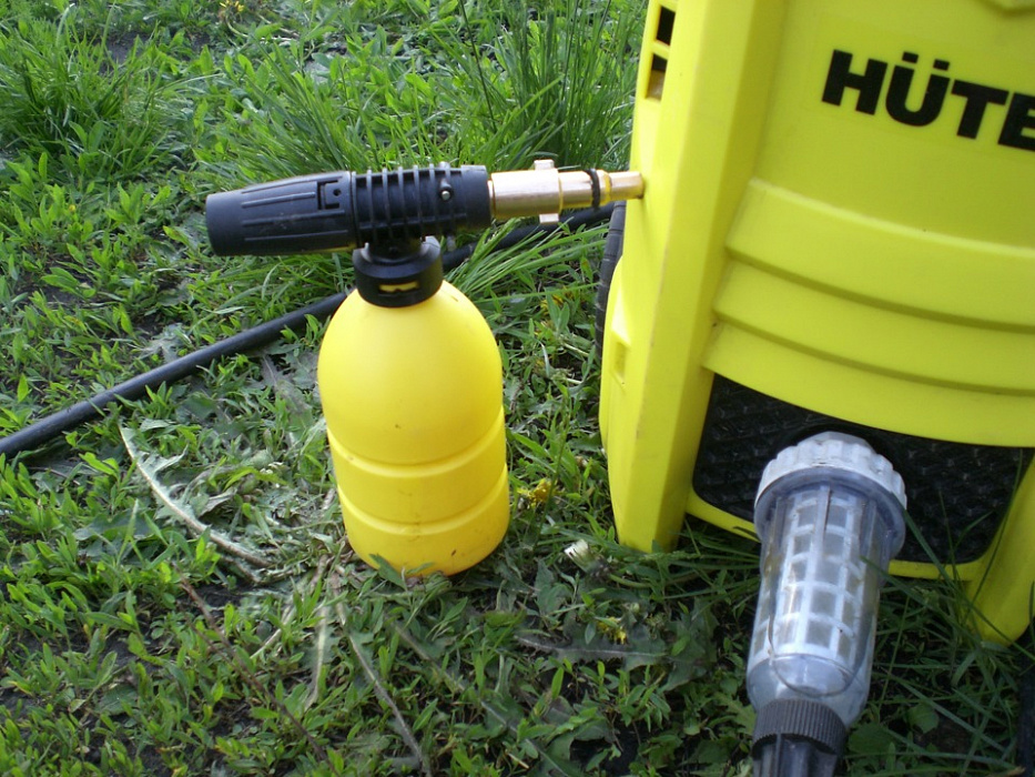 Huter M135-РW (70/8/6) - мойка высокого давления (Yellow/Black) купить в интернет-магазине icover