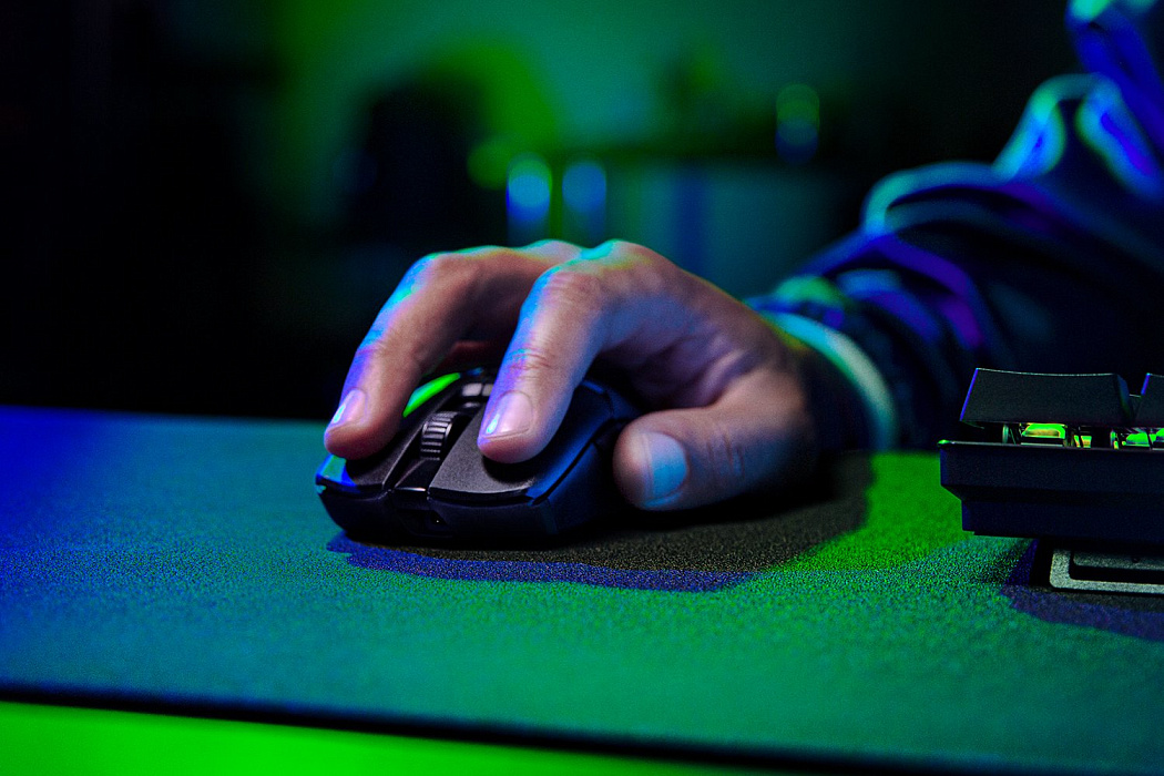Игровая мышь Razer Viper V2 Pro RZ01-04390100-R3G1 (Black) купить в интернет-магазине icover