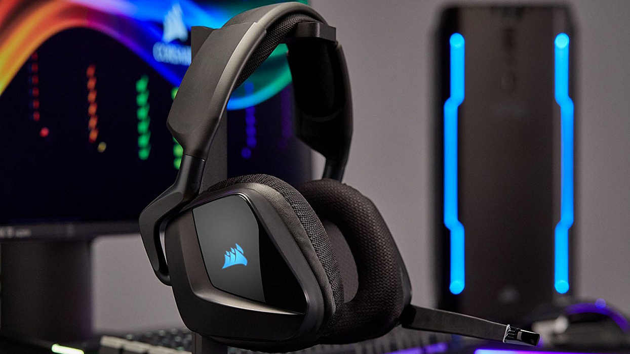 Беспроводная игровая гарнитура Corsair Gaming VOID PRO RGB CA-9011152-EU (Black) купить в интернет-магазине icover